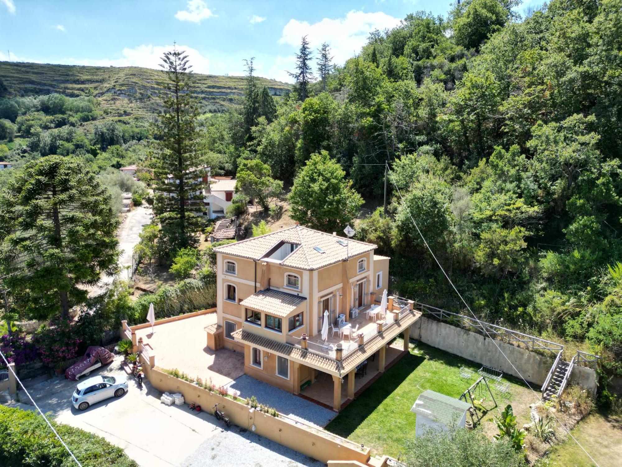 Villa Con Piscina Privata A 2 Kilometri Da Tropea Gasponi Exteriör bild